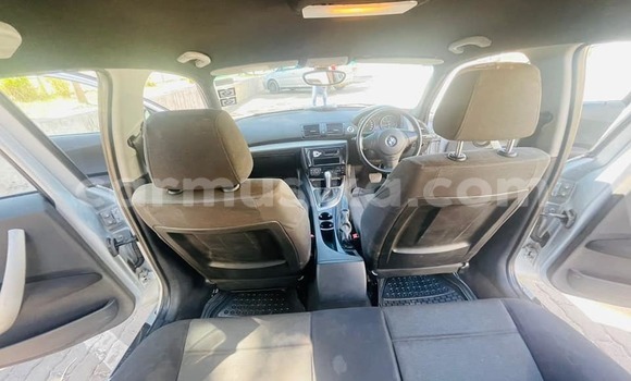 Nunua Ilio tumika BMW 1-Series Nyingine Gari ndani ya Harare nchini Harare Nunua Ilio tumika BMW 1-Series Nyingine Gari ndani ya Harare nchini Harare