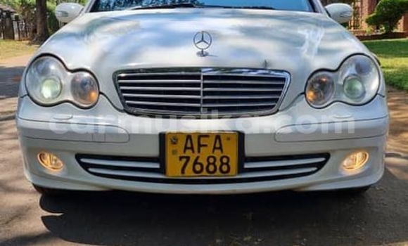 Nunua Ilio tumika Mercedes-Benz C250 coupe Nyingine Gari ndani ya Harare nchini Harare Nunua Ilio tumika Mercedes-Benz C250 coupe Nyingine Gari ndani ya Harare nchini Harare