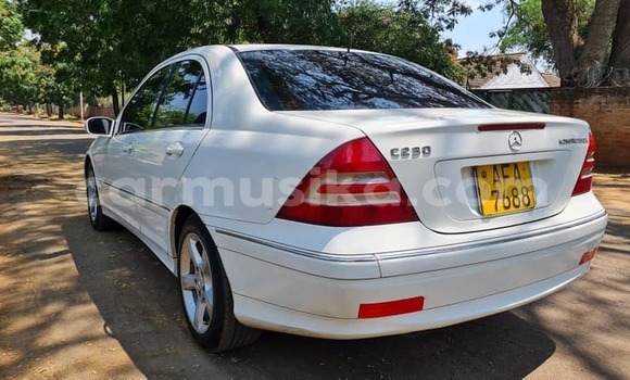 Nunua Ilio tumika Mercedes-Benz C250 coupe Nyingine Gari ndani ya Harare nchini Harare Nunua Ilio tumika Mercedes-Benz C250 coupe Nyingine Gari ndani ya Harare nchini Harare