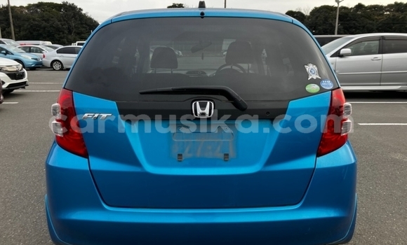 Buy Used Honda Fit Blue Car in Beitbridge in Matabeleland South Buy Used Honda Fit Blue Car in Beitbridge in Matabeleland South