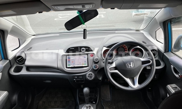 Buy Used Honda Fit Blue Car in Beitbridge in Matabeleland South Buy Used Honda Fit Blue Car in Beitbridge in Matabeleland South