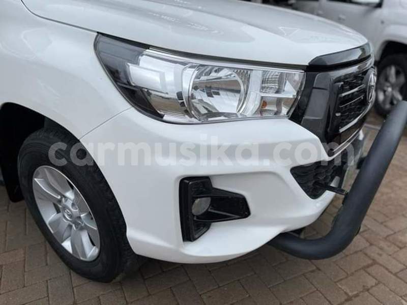 Big with watermark toyota hilux matabeleland south beitbridge 34410