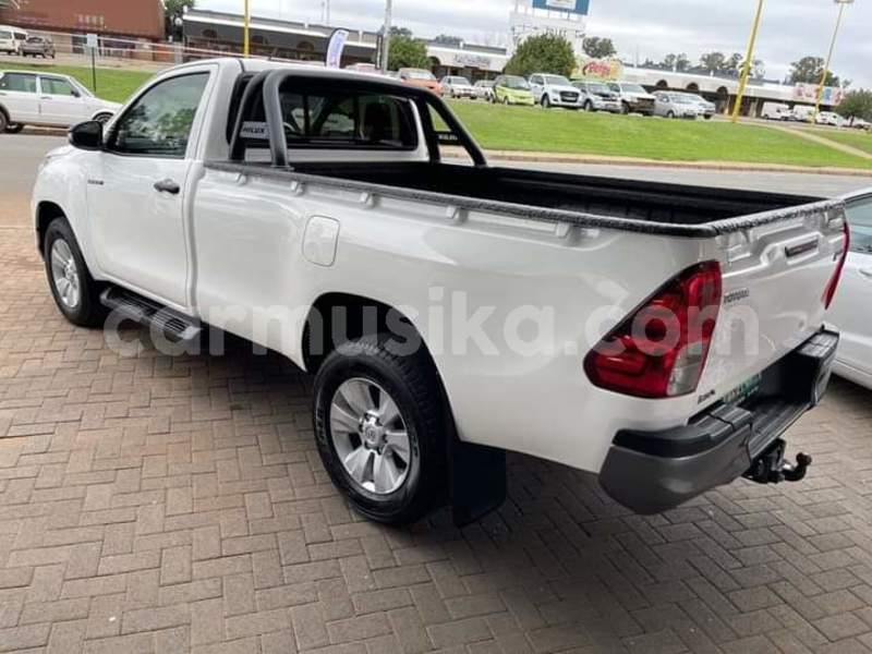 Big with watermark toyota hilux matabeleland south beitbridge 34410