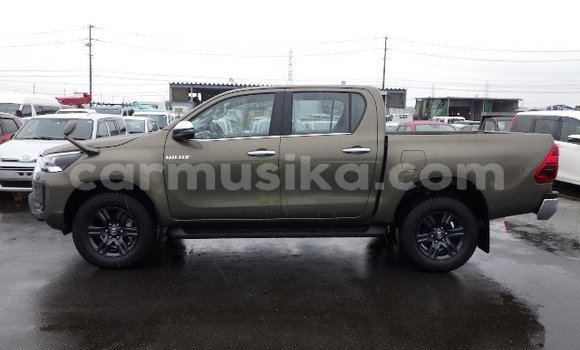 Tenga Tsaru Toyota Hilux Zvimwe Mota in Harare in Harare Tenga Tsaru Toyota Hilux Zvimwe Mota in Harare in Harare