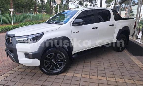 Acheter Occasion Voiture Toyota Hilux Blanc à Harare, Harare