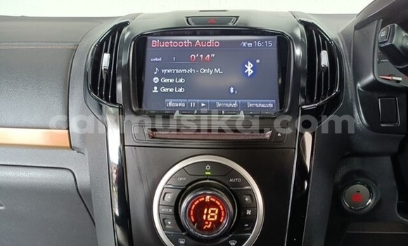 Nunua Ilio tumika Isuzu D–MAX Nyeusi Gari ndani ya Beitbridge nchini Matabeleland Kusini Nunua Ilio tumika Isuzu D–MAX Nyeusi Gari ndani ya Beitbridge nchini Matabeleland Kusini