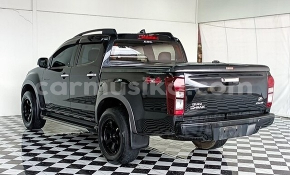 Nunua Ilio tumika Isuzu D–MAX Nyeusi Gari ndani ya Beitbridge nchini Matabeleland Kusini Nunua Ilio tumika Isuzu D–MAX Nyeusi Gari ndani ya Beitbridge nchini Matabeleland Kusini