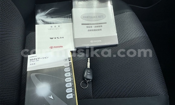 Buy Used Toyota Wish Beige Car in Beitbridge in Matabeleland South Buy Used Toyota Wish Beige Car in Beitbridge in Matabeleland South