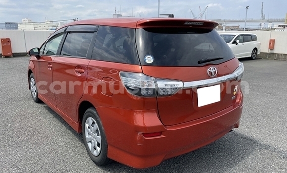 Buy Used Toyota Wish Beige Car in Beitbridge in Matabeleland South Buy Used Toyota Wish Beige Car in Beitbridge in Matabeleland South