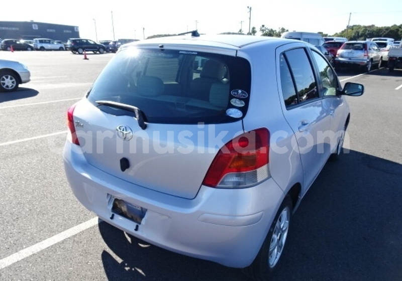 Big with watermark toyota vitz matabeleland south beitbridge 34443