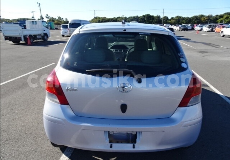 Big with watermark toyota vitz matabeleland south beitbridge 34443