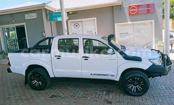 Nunua Ilio tumika Toyota Hilux Nyeupe Gari ndani ya Beitbridge nchini Matabeleland Kusini Nunua Ilio tumika Toyota Hilux Nyeupe Gari ndani ya Beitbridge nchini Matabeleland Kusini
