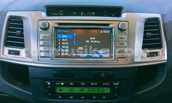 Nunua Ilio tumika Toyota Hilux Nyeupe Gari ndani ya Beitbridge nchini Matabeleland Kusini Nunua Ilio tumika Toyota Hilux Nyeupe Gari ndani ya Beitbridge nchini Matabeleland Kusini