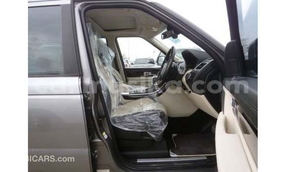 Nunua Imported Land Rover Range Rover Nyingine Gari ndani ya Import - Dubai nchini Harare Nunua Imported Land Rover Range Rover Nyingine Gari ndani ya Import - Dubai nchini Harare