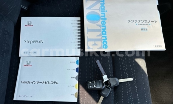 Acheter Occasion Voiture Honda Stepwgn Beige à Beitbridge, Matabeleland South Acheter Occasion Voiture Honda Stepwgn Beige à Beitbridge, Matabeleland South