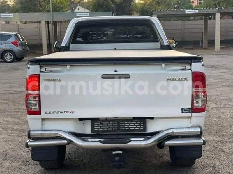 Big with watermark toyota hilux matabeleland south beitbridge 34448