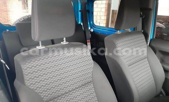 Nunua Ilio tumika Suzuki Jimny Bluu Gari ndani ya Beitbridge nchini Matabeleland Kusini Nunua Ilio tumika Suzuki Jimny Bluu Gari ndani ya Beitbridge nchini Matabeleland Kusini