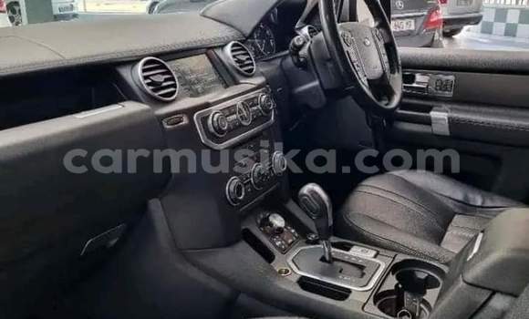 Nunua Ilio tumika Land Rover Discovery Fedha Gari ndani ya Beitbridge nchini Matabeleland Kusini Nunua Ilio tumika Land Rover Discovery Fedha Gari ndani ya Beitbridge nchini Matabeleland Kusini