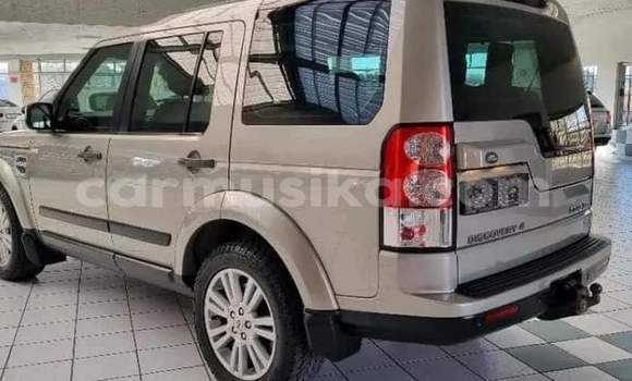 Nunua Ilio tumika Land Rover Discovery Fedha Gari ndani ya Beitbridge nchini Matabeleland Kusini Nunua Ilio tumika Land Rover Discovery Fedha Gari ndani ya Beitbridge nchini Matabeleland Kusini