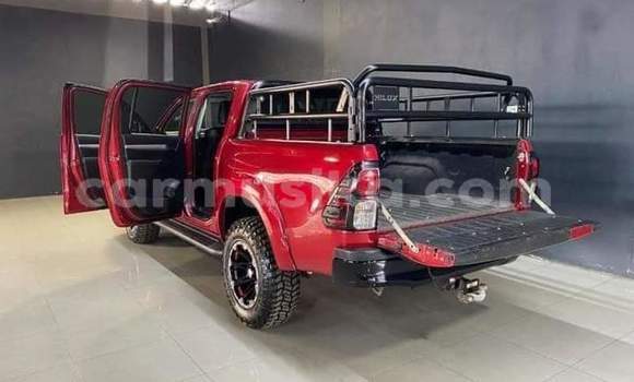 Nunua Ilio tumika Toyota Hilux Nyekundu Gari ndani ya Beitbridge nchini Matabeleland Kusini Nunua Ilio tumika Toyota Hilux Nyekundu Gari ndani ya Beitbridge nchini Matabeleland Kusini