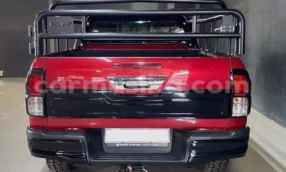Nunua Ilio tumika Toyota Hilux Nyekundu Gari ndani ya Beitbridge nchini Matabeleland Kusini Nunua Ilio tumika Toyota Hilux Nyekundu Gari ndani ya Beitbridge nchini Matabeleland Kusini