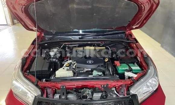 Nunua Ilio tumika Toyota Hilux Nyekundu Gari ndani ya Beitbridge nchini Matabeleland Kusini Nunua Ilio tumika Toyota Hilux Nyekundu Gari ndani ya Beitbridge nchini Matabeleland Kusini