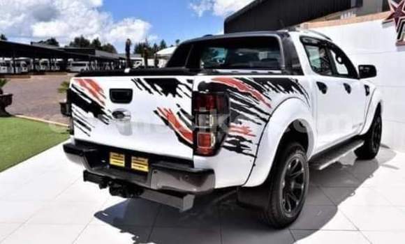 Nunua Ilio tumika Ford Ranger Nyeupe Gari ndani ya Beitbridge nchini Matabeleland Kusini Nunua Ilio tumika Ford Ranger Nyeupe Gari ndani ya Beitbridge nchini Matabeleland Kusini