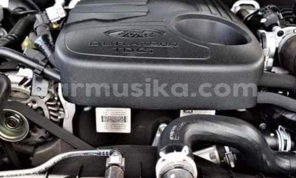 Nunua Ilio tumika Ford Ranger Nyeupe Gari ndani ya Beitbridge nchini Matabeleland Kusini Nunua Ilio tumika Ford Ranger Nyeupe Gari ndani ya Beitbridge nchini Matabeleland Kusini