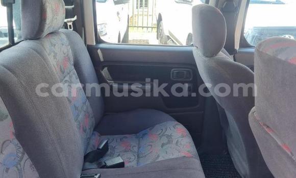 Acheter Occasion Voiture Nissan Hardbody Blanc à Beitbridge, Matabeleland South Acheter Occasion Voiture Nissan Hardbody Blanc à Beitbridge, Matabeleland South