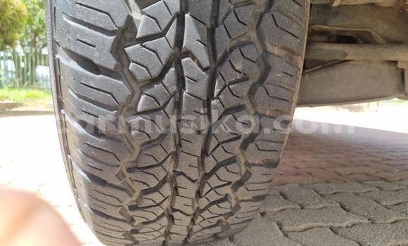 Acheter Occasion Voiture Nissan Hardbody Blanc à Beitbridge, Matabeleland South Acheter Occasion Voiture Nissan Hardbody Blanc à Beitbridge, Matabeleland South