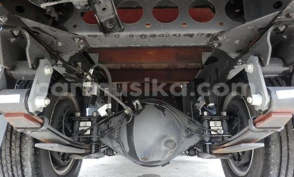 Tenga Tsaru Mazda Tribute Chena Mota in Beitbridge in Matabeleland South Tenga Tsaru Mazda Tribute Chena Mota in Beitbridge in Matabeleland South