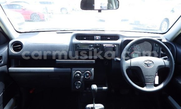 Tenga Tsaru Toyota Probox Chena Mota in Beitbridge in Matabeleland South Tenga Tsaru Toyota Probox Chena Mota in Beitbridge in Matabeleland South