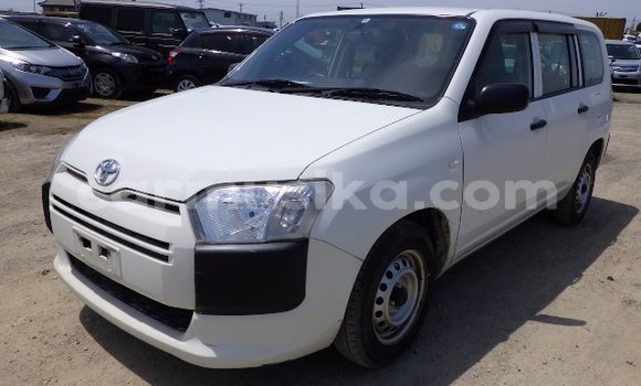 Tenga Tsaru Toyota Probox Chena Mota in Beitbridge in Matabeleland South Tenga Tsaru Toyota Probox Chena Mota in Beitbridge in Matabeleland South