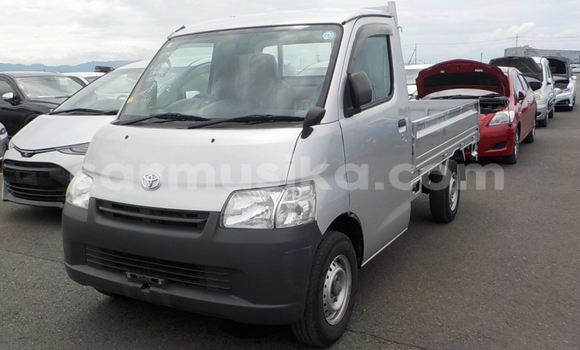 Buy Used Toyota LITEACE Silver Truck in Beitbridge in Matabeleland South Buy Used Toyota LITEACE Silver Truck in Beitbridge in Matabeleland South