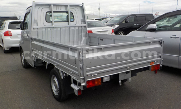 Buy Used Toyota LITEACE Silver Truck in Beitbridge in Matabeleland South Buy Used Toyota LITEACE Silver Truck in Beitbridge in Matabeleland South