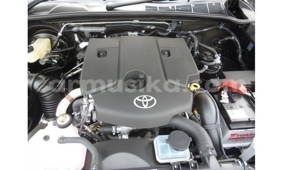 Buy Import Toyota Hilux Black Car in Import - Dubai in Harare Buy Import Toyota Hilux Black Car in Import - Dubai in Harare