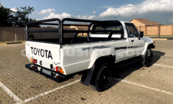 Buy Used Toyota Hilux Other Car in Beitbridge in Matabeleland South Buy Used Toyota Hilux Other Car in Beitbridge in Matabeleland South