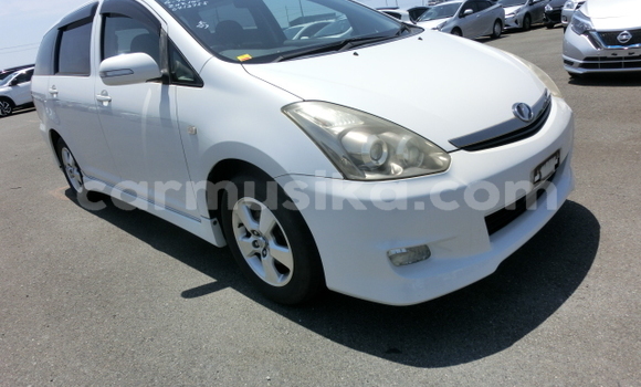 Nunua Ilio tumika Toyota Wish Nyeupe Gari ndani ya Beitbridge nchini Matabeleland Kusini Nunua Ilio tumika Toyota Wish Nyeupe Gari ndani ya Beitbridge nchini Matabeleland Kusini