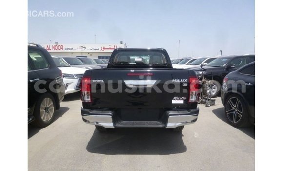 Nunua Imported Toyota Hilux Nyeusi Gari ndani ya Import - Dubai nchini Harare Nunua Imported Toyota Hilux Nyeusi Gari ndani ya Import - Dubai nchini Harare