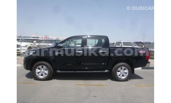 Nunua Imported Toyota Hilux Nyeusi Gari ndani ya Import - Dubai nchini Harare Nunua Imported Toyota Hilux Nyeusi Gari ndani ya Import - Dubai nchini Harare