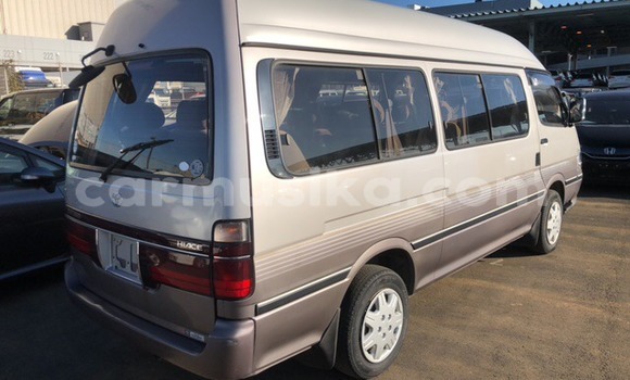 Buy Used Toyota Hiace Other Car in Beitbridge in Matabeleland South Buy Used Toyota Hiace Other Car in Beitbridge in Matabeleland South