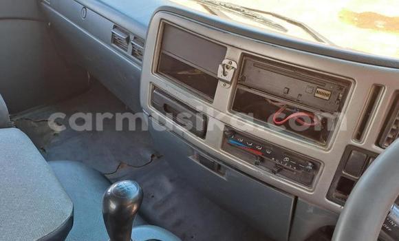 Acheter Occasion Utilitaire Nissan UD Blanc à Beitbridge, Matabeleland South Acheter Occasion Utilitaire Nissan UD Blanc à Beitbridge, Matabeleland South