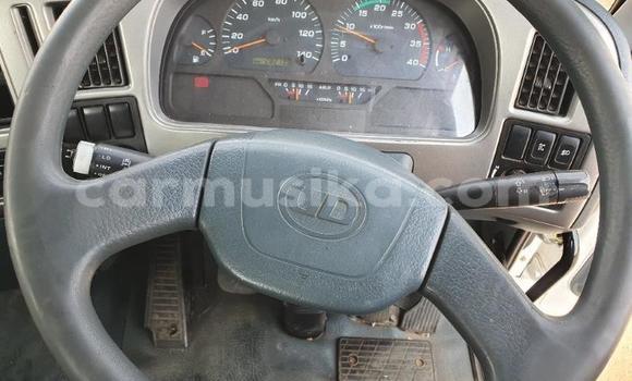 Acheter Occasion Utilitaire Nissan UD Blanc à Beitbridge, Matabeleland South Acheter Occasion Utilitaire Nissan UD Blanc à Beitbridge, Matabeleland South