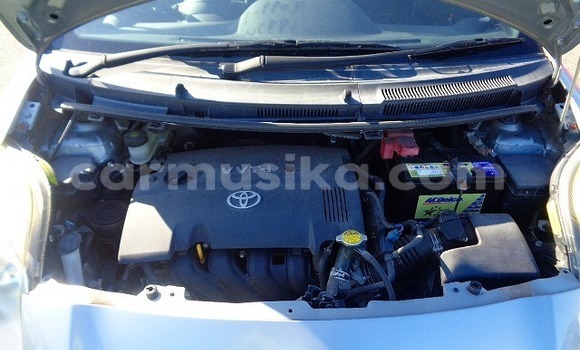 Acheter Occasion Voiture Toyota Vitz Gris à Beitbridge, Matabeleland South Acheter Occasion Voiture Toyota Vitz Gris à Beitbridge, Matabeleland South