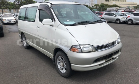 Buy Used Toyota Granvia Other Car in Beitbridge in Matabeleland South