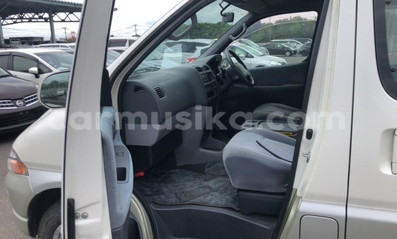 Buy Used Toyota Granvia Other Car in Beitbridge in Matabeleland South Buy Used Toyota Granvia Other Car in Beitbridge in Matabeleland South