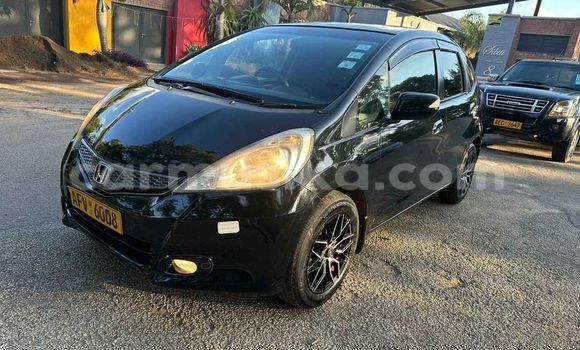 Nunua Ilio tumika Honda Fit Nyeusi Gari ndani ya Borrowdale nchini Harare