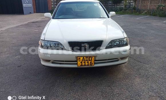 Acheter Occasion Voiture Toyota Cresta Blanc à Belvédère, Harare Acheter Occasion Voiture Toyota Cresta Blanc à Belvédère, Harare