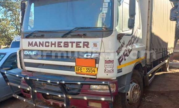 Acheter Occasion Utilitaire Hino 300 Autre à Borrowdale, Harare Acheter Occasion Utilitaire Hino 300 Autre à Borrowdale, Harare