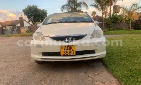 Buy Used Honda Fit Aria White Car in Bindura in Mashonaland Central Buy Used Honda Fit Aria White Car in Bindura in Mashonaland Central